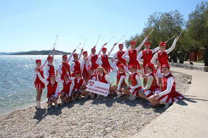 zagorje_festival_zudija_vodice_smotra_zagorski_kuburasi_vatrogasci_mazoretkinje_lobor_marija_bistrica_09042012_11.jpg