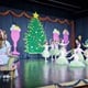 Zabočki školarci i vrtićevci uživali u baletnoj predstavi 'Orašar'