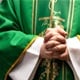 Uhićen svećenik koji je organizirao gej orgije! Procurili detalji