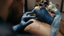 Tattoo studio nudi besplatne tetovaže Plenkovića na prsima: 'Već sam dogovorio 4 termina'