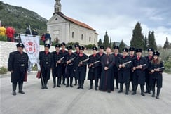 Lijepa tradicija: Čuvari Kristova groba iz svih dijelova Hrvatske stižu u Lobor