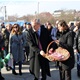 [VIDEO] Bandić otvorio ured stranke u Krapini pa kupio grincajg, cvijeće i metlu