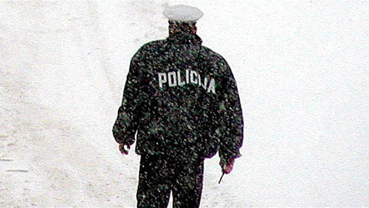 policijac_snijeg.jpg