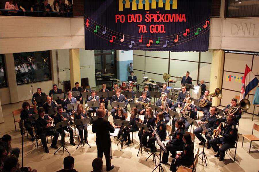 puhački_orkestar_dvd_špičkovina_koncert_novogodišnji.jpg