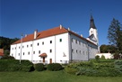 Franjevački samostan Klanjec (800 x 600).jpg