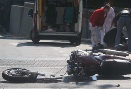 moped_crna.jpg