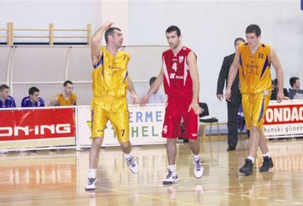 kosarka-lež, radić, krapić.jpg