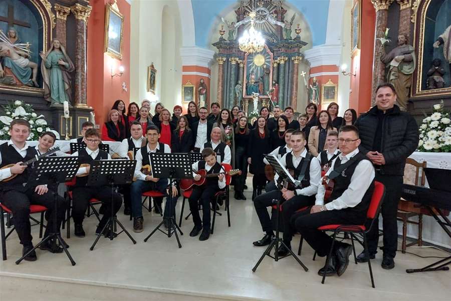 Općina Lobor - Črni Tomaši, koncert (8).jpg