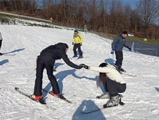 Škola skijanja na Poligonu 'Žitnica' u Svetom Križu Začretju