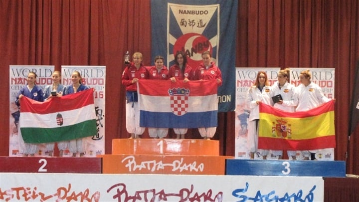 SVJETSKE PRVAKINJE_HRVATSKI JU RANDORI TEAM U APOLUTNOJ KATEGORIJI_Doris Babic, Zrinka Samac, Dora Brlek i Dorotea Sremec.JPG