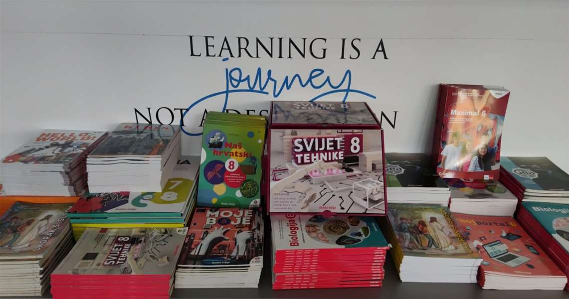 Radne bilježnice i radni materijal .jpg