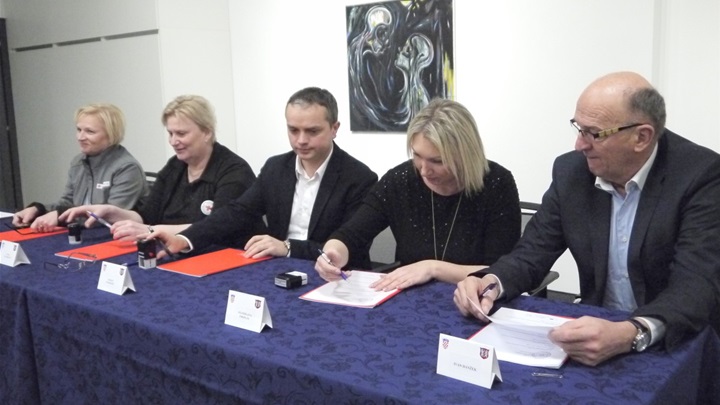 Potpisivanje ugovora