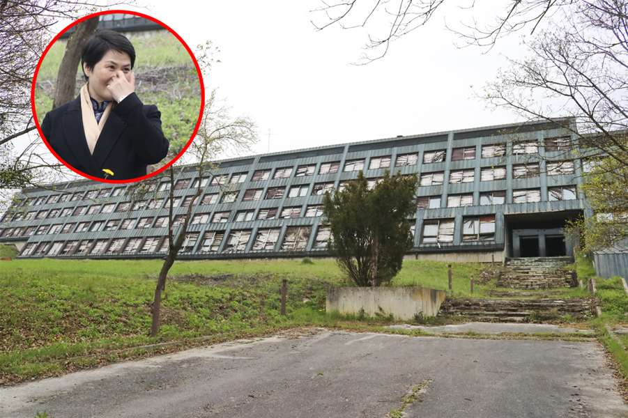 gospođa yu politička škola.jpg