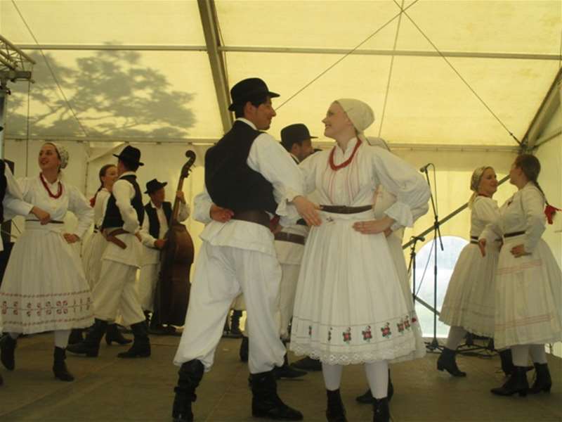 festival folklora glavna.JPG