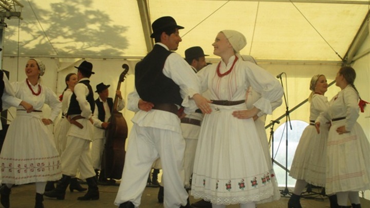 festival folklora glavna.JPG