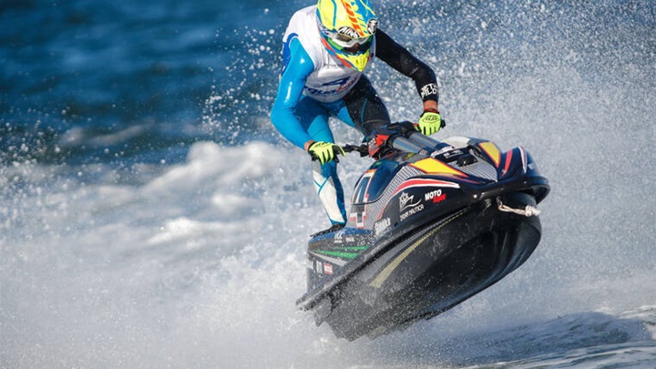 SPORT 11.6._JET SKI.jpg