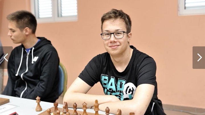 oliver kukas.jpg