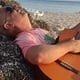 VIDEO: Rajko Suhodolčan uzeo gitaru pa na plaži otpjevao dalmatinski hit hitova