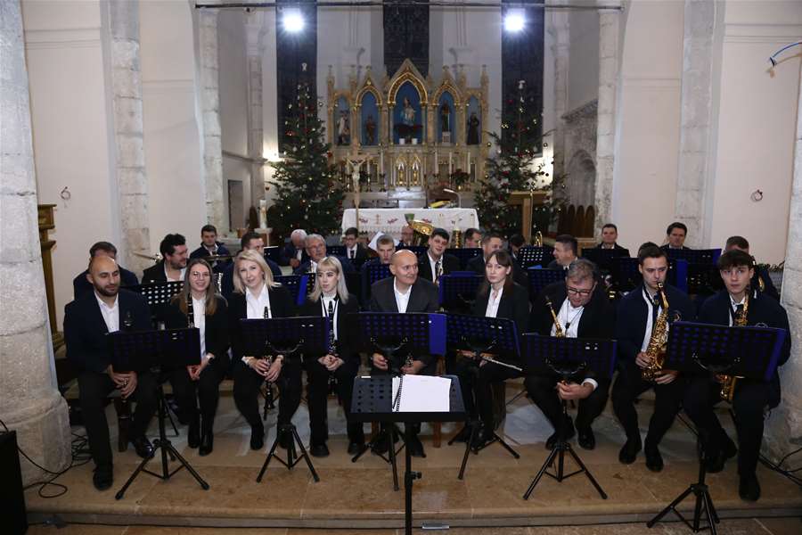 27.12. 2023. Božićni koncert KUD-a i DVD-a Donja Stubica 051.JPG