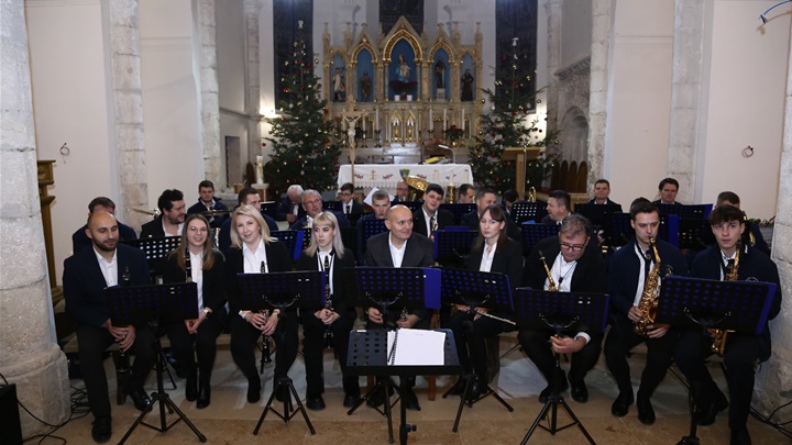 27.12. 2023. Božićni koncert KUD-a i DVD-a Donja Stubica 051.JPG