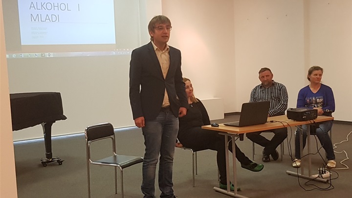 mladi i alkohol 2.jpg