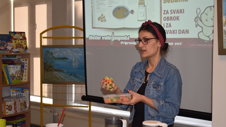 Radionica i kušaonica ''Bebe vole papati''4.jpg