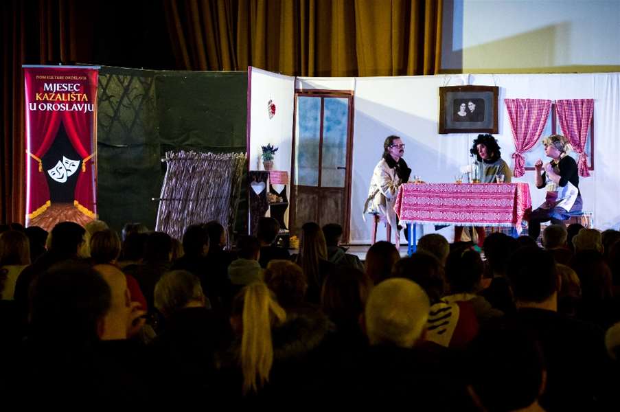 mjesec kazališta.jpg