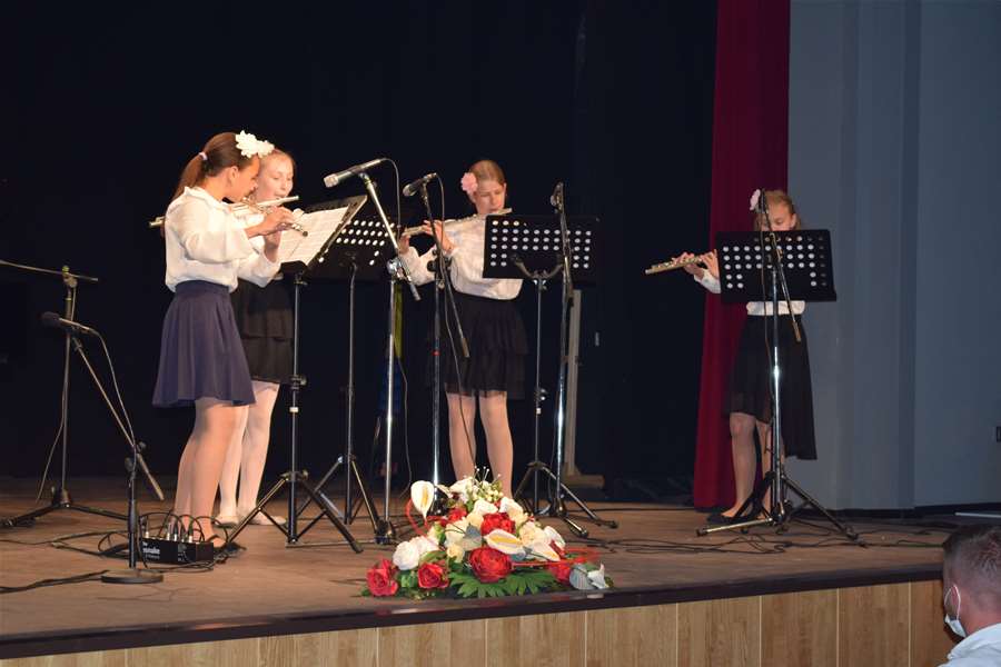 Koncerti Glazbene škole Marija Bistrica Kvartet flauta.JPG