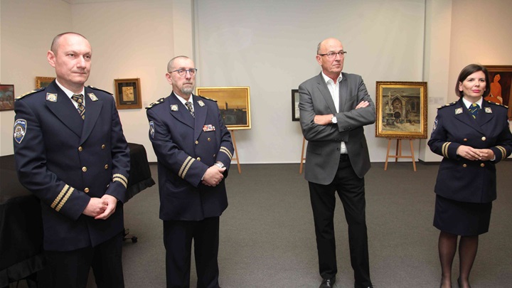 krivotvorine glavna.jpg