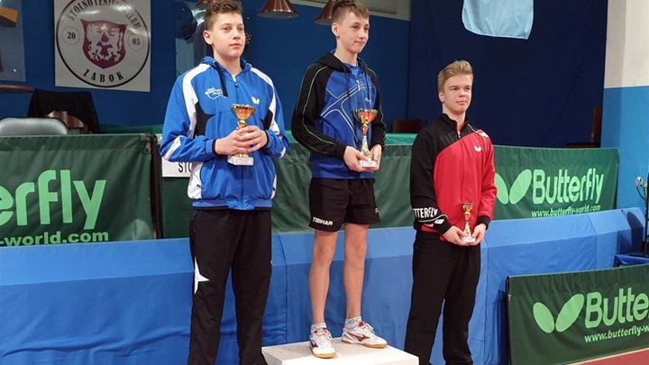 stolni tenis kadeti.jpg