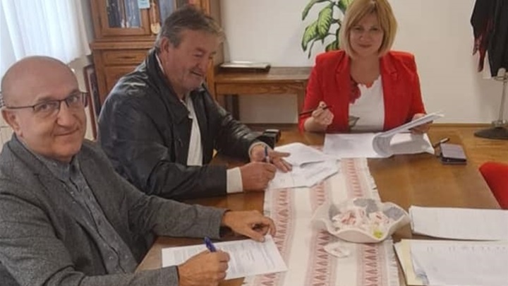 ugovori za sanaciju cesta i parkirališta.jpg