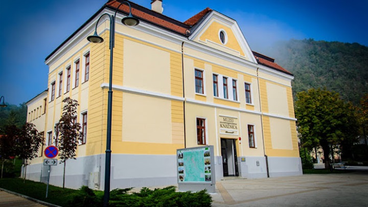 pregradaArt muzej fotka.jpg
