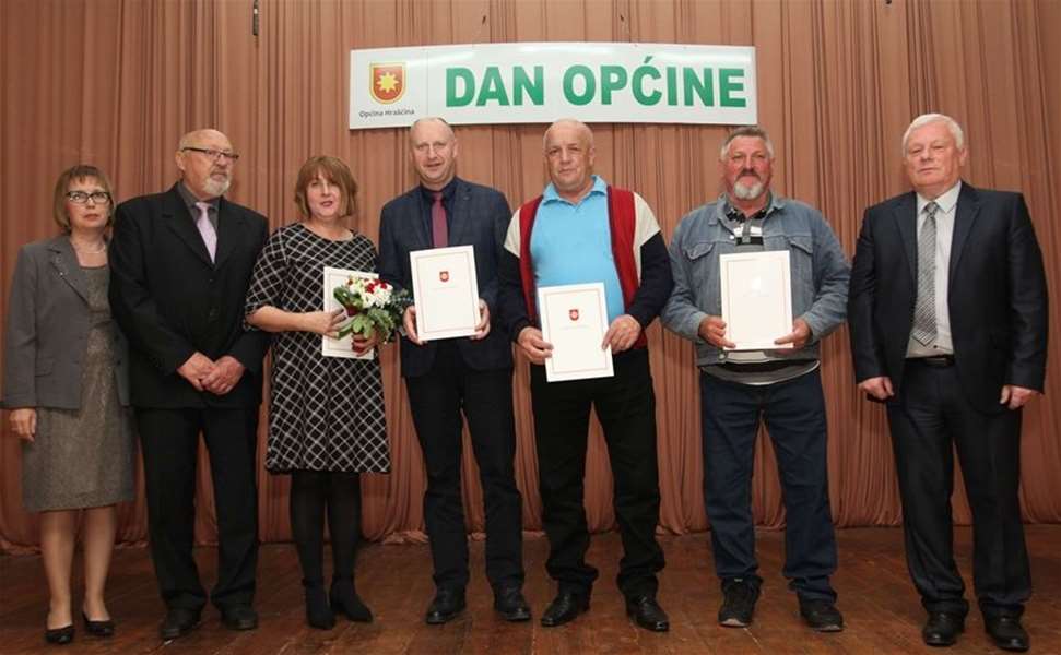 priznanja hrašćina.JPG