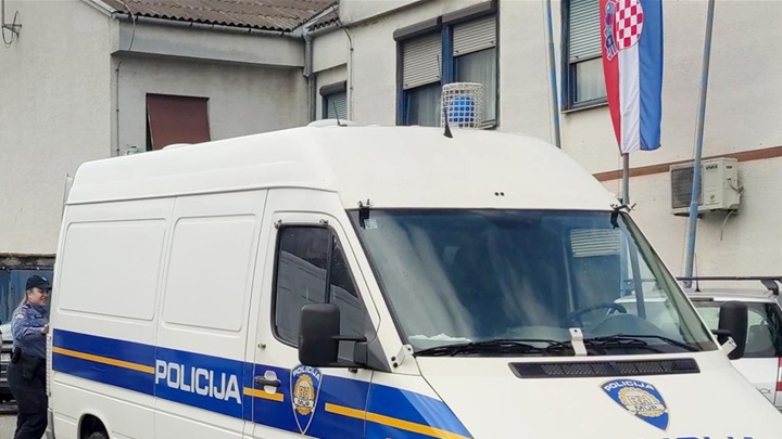 PXL_251022_96321119 (1).jpg