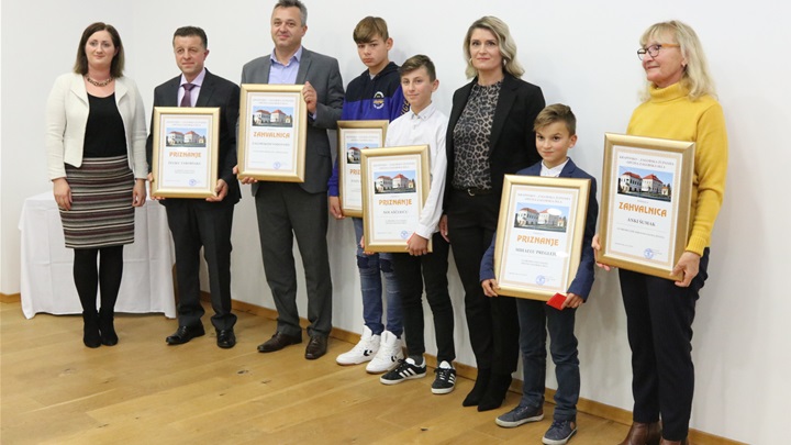 nagrađeni.JPG