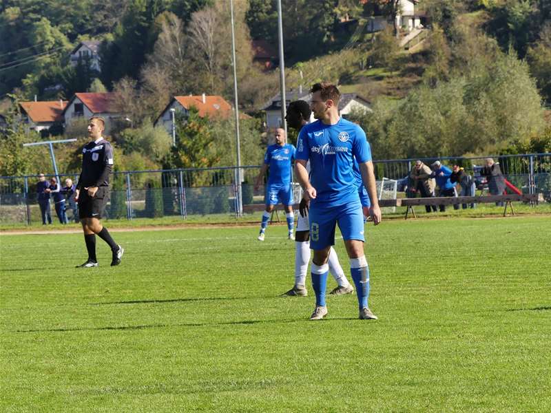 SPORT 19.11._NOGOMET 4. LIGA TREŠNJEVKA - MLADOST Luka Frljužec - pogodak, asistencija i isključenje.jpg