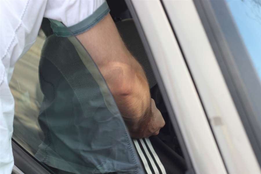 krađa iz auta (2).jpg