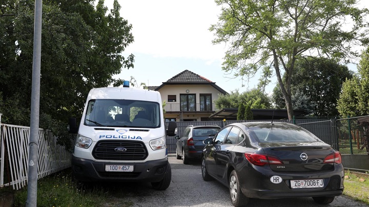 uhićenja Petrinja pixsell .jpg