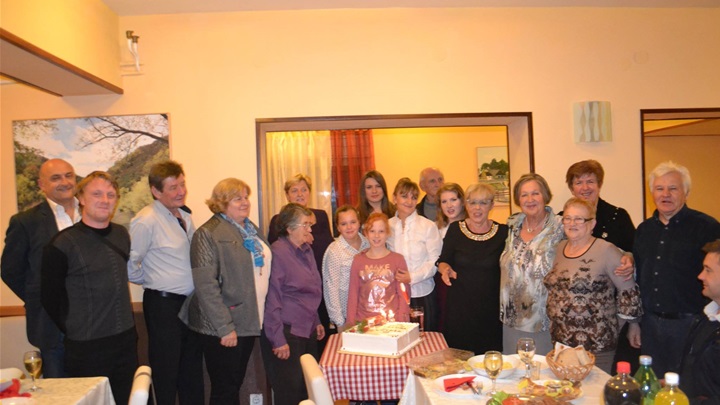 etno udruga zipka glavna.jpg