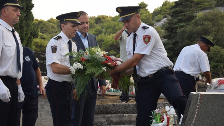 Zagorska delegacija na obilježavanju kornatske tragedije4.jpg