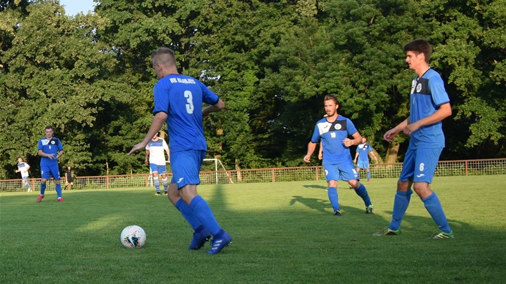 SPORT 18.8 NOGOMET KLANJEC ĆE U BORBU ZA VRH.JPG