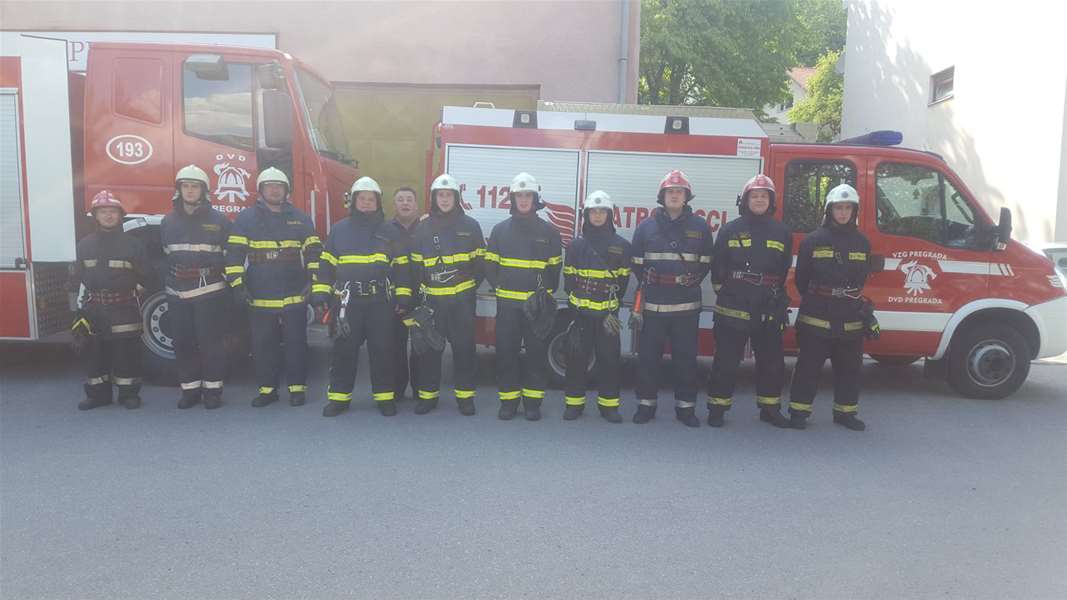 vježba vatrogasci svi.jpg