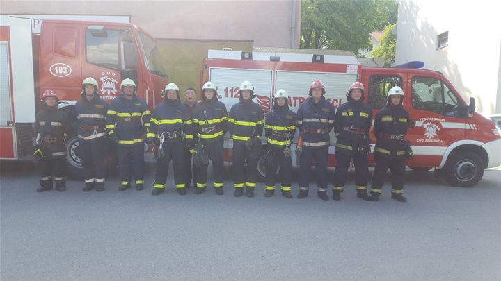 vježba vatrogasci svi.jpg