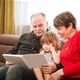 Svjetski je dan djedova i baka: Znate li da djedovi i bake koji provode vrijeme s unucima žive duže?