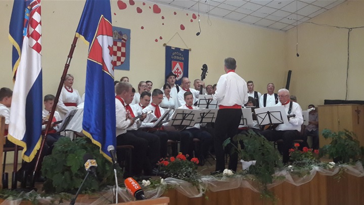 Tamburaši Crni Tomaši i KUD Lobor