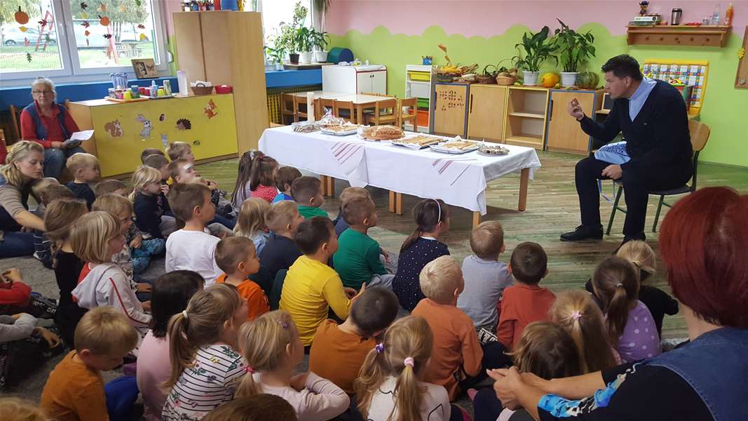 Blagoslov kruha u Dječjem vrtiću Pušlek Marija Bistrica i OŠ Marija Bistrica3.jpg