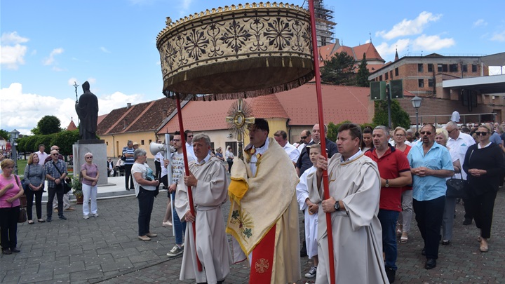 Tijelovo u Mariji Bistrici11.JPG