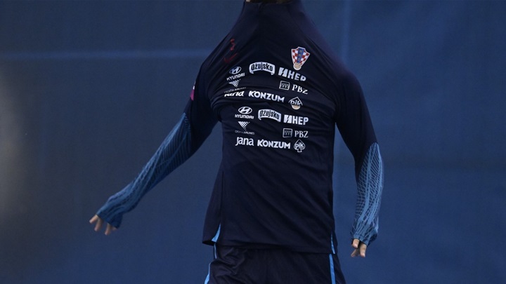 387757289_828584122604432_8613292417851870084_n (1).jpg