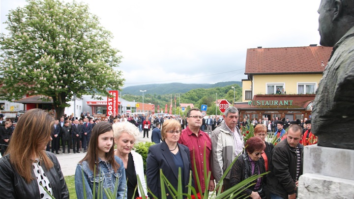 Vijence je položila obitelj pokojnog Rudolfa Perešina
