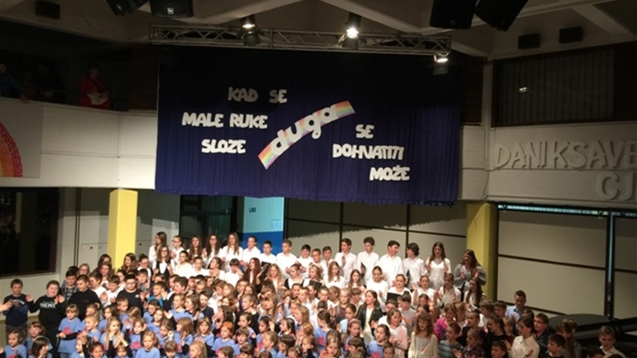 kad se male ruke slože.JPG